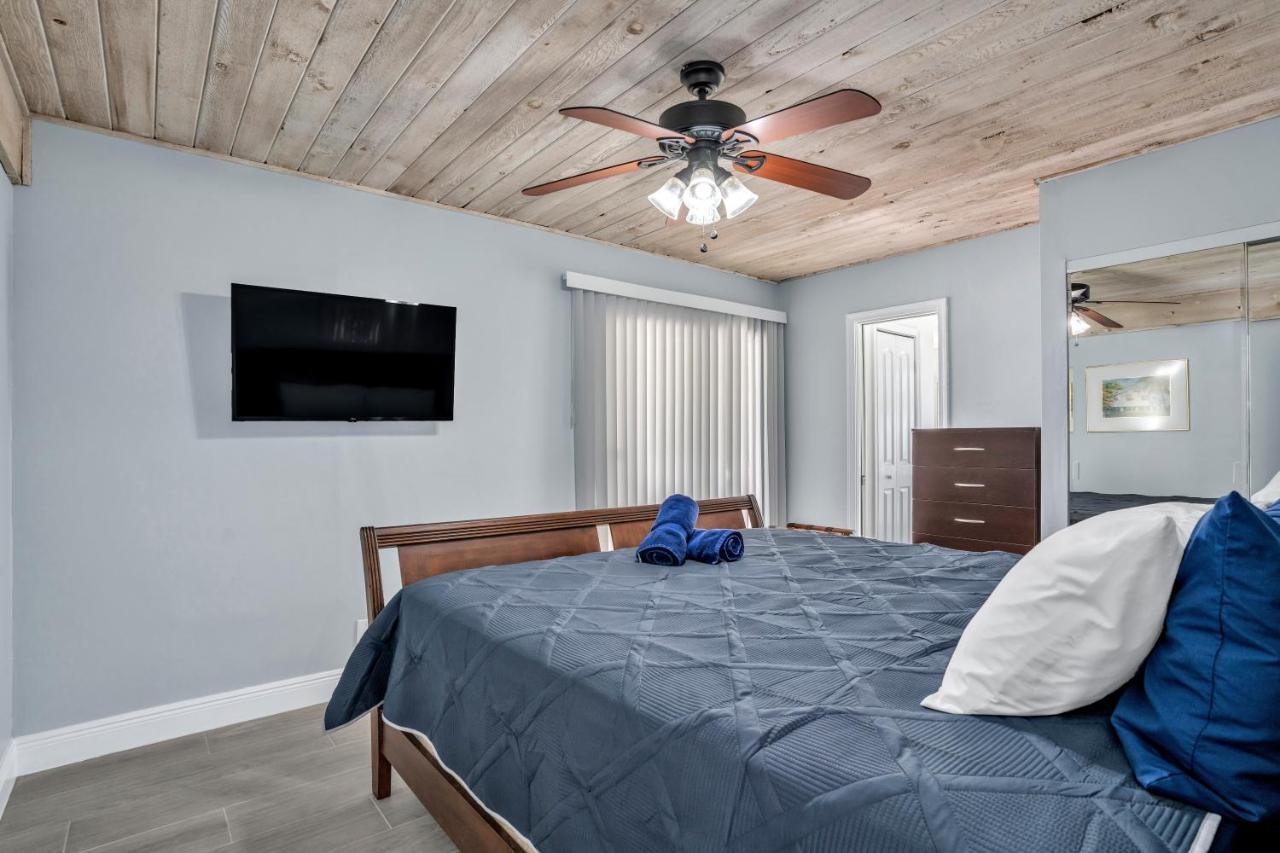 4 Bd Near Beach Spacious Solar Heated Pool Waterfront Home Pompano Beach Exterior foto
