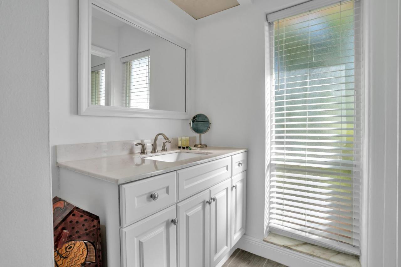 4 Bd Near Beach Spacious Solar Heated Pool Waterfront Home Pompano Beach Exterior foto